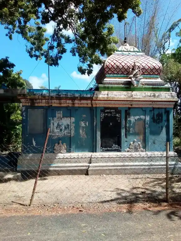 Arulmigu Pathrakaliyamman Temple, A. Poothanur - 609307 அருள்மிகு பத்ரகாளியம்மன் திருக்கோயில், Thrangampadi - 609307, Mayiladuthurai - Ancient Temple Architecture and History Image 4