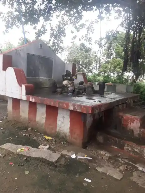 Arulmigu Patta Temple, Veppanuthu - 625529 அருள்மிகு பட்டகோயில், வேப்பனூத்து, உசிலம்பட்டி வட்டம், மதுரை மாவட்டம். கோயில், Veppanuthu - 625529, Madurai - Ancient Temple Architecture and History Image 3