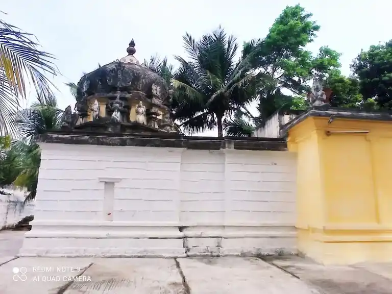 Arulmigu Pattabirama Samy Temple, Emappaur - 607203 அருள்மிகு பட்டாபிராமசுவாமி திருக்கோயில், ஏமப்பூர் - 607203, Viluppuram - Ancient Temple Architecture and History Image 5