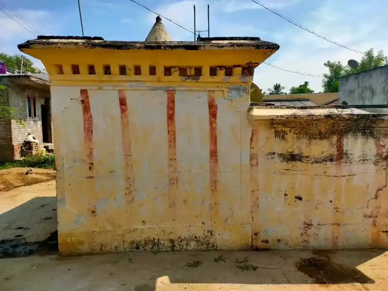 Arulmigu Pattabiramar Temple, Chatthiram - 605755 அருள்மிகு பட்டாபிராமர் திருக்கோயில், Chatthiram - 605755, Viluppuram - Ancient Temple Architecture and History Image 4