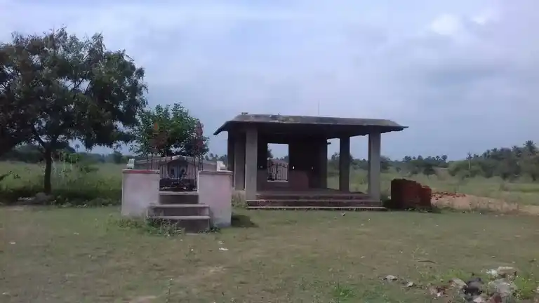 Arulmigu Pattakarupuswamy Temple, Varadhakonpatti - 621305 Arulmigu Pattakarupuswamy Temple, Varadhakonpatti - 621305, Thiruchirappalli - Ancient Temple Architecture and History Image 2