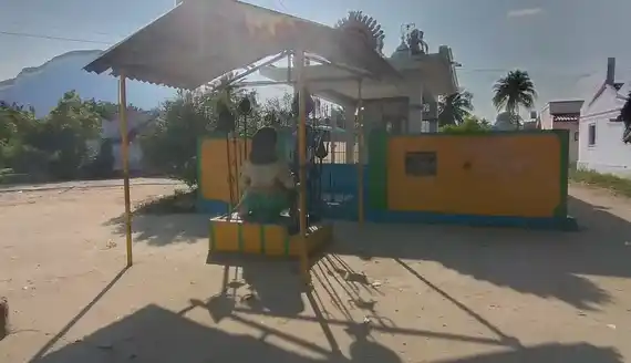 Arulmigu Pattalamman Maduraiveeran Temple, Elaiyamuthur - 642154