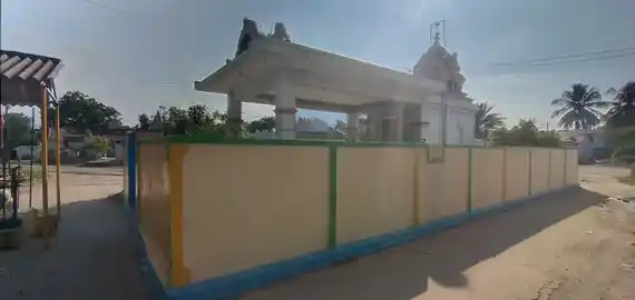Arulmigu Pattalamman Maduraiveeran Temple, Elaiyamuthur - 642154 அருள்மிகு பட்டாளம்மன் மதுரைவீரன் திருக்கோயில், Elaiyamuthur - 642154, Tiruppur - Ancient Temple Architecture and History Image 2