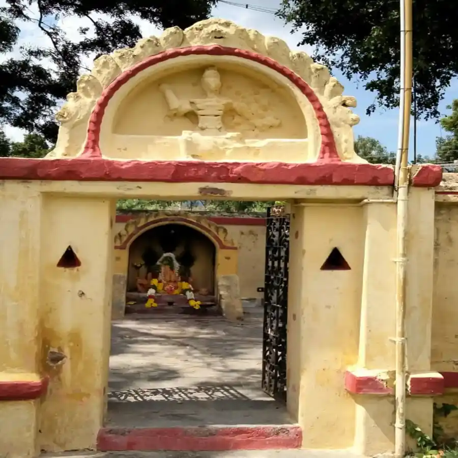 Arulmigu Pattalamman Temple, Chinna Thamal Seruvu - 635810