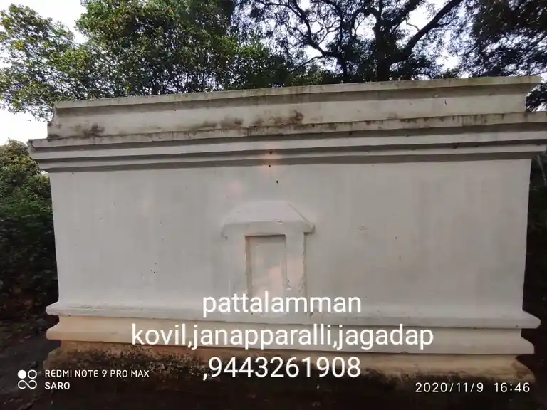 Arulmigu Pattalamman Temple, Janapparahalli, Piyur - 635112 அருள்மிகு பட்டாளம்மன் திருக்கோயில், ஜனப்பரஹள்ளி, ஜெகதாப் - 635112, Krishnagiri - Ancient Temple Architecture and History Image 4