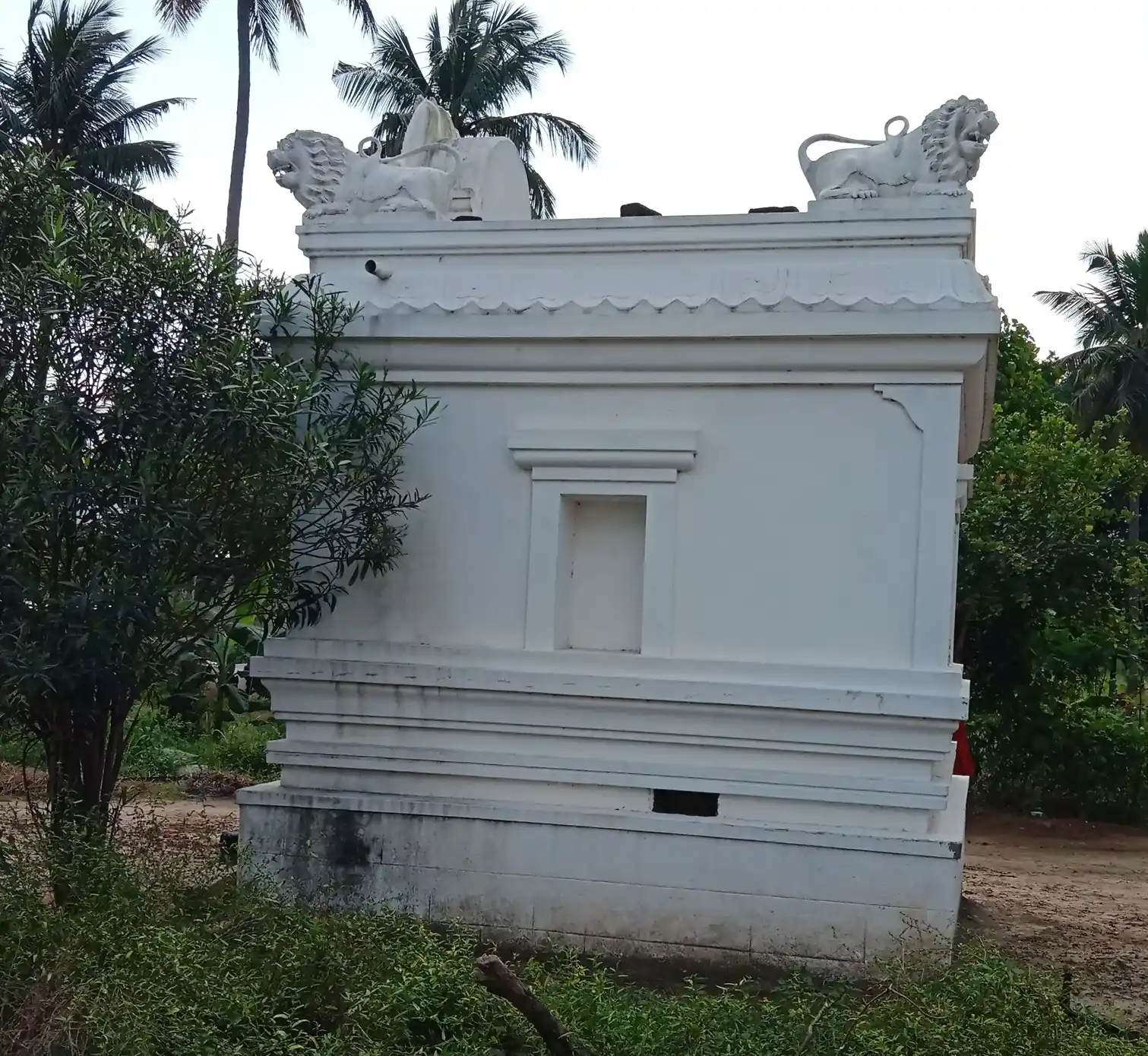 Arulmigu Pattalamman Temple, Melkottai - 635108 அருள்மிகு பட்டாலம்மன் திருக்கோயில், மேல்கொடடாய் - 635108, Krishnagiri - Ancient Temple Architecture and History Image 4