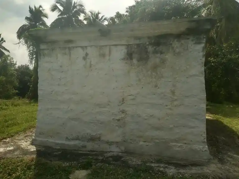 Arulmigu Pattalamman Temple, Moramadugu - 635122 அருள்மிகு பட்டாளம்மன் திருக்கோயில், மோரமடுகு - 635122, Krishnagiri - Ancient Temple Architecture and History Image 3