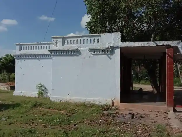 Arulmigu Pattalamman Temple, Nandhipenda - 635854 அருள்மிகு பட்டாளம்மன் திருக்கோயில், நந்திபெண்டா - 635854, Thirupathur - Ancient Temple Architecture and History Image 2