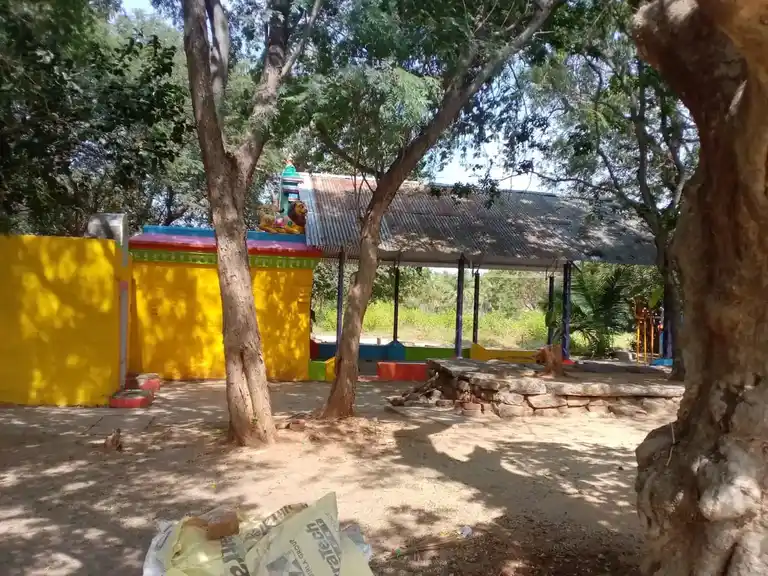 Arulmigu Pattalamman Temple, Near Govt College, Mathanakuppam - 635120 Temple