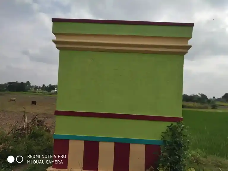 Arulmigu Pattalamman Temple, Near Pennagaram Court, Beyalmari - 636810 அருள்மிகு பட்டாளம்மன் திருக்கோயில், Near Pennagaram Court, Beyalmari - 636810, Dharmapuri - Ancient Temple Architecture and History Image 7