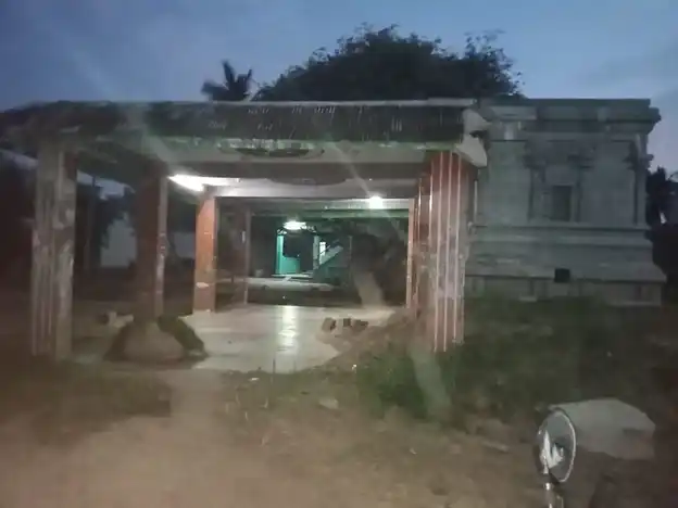 Arulmigu Pattalamman Temple, Thimmapuram - 635112 அருள்மிகு பட்டாளம்மன் திருக்கோயில், திம்மாபுரம் - 635112, Krishnagiri - Ancient Temple Architecture and History Image 4