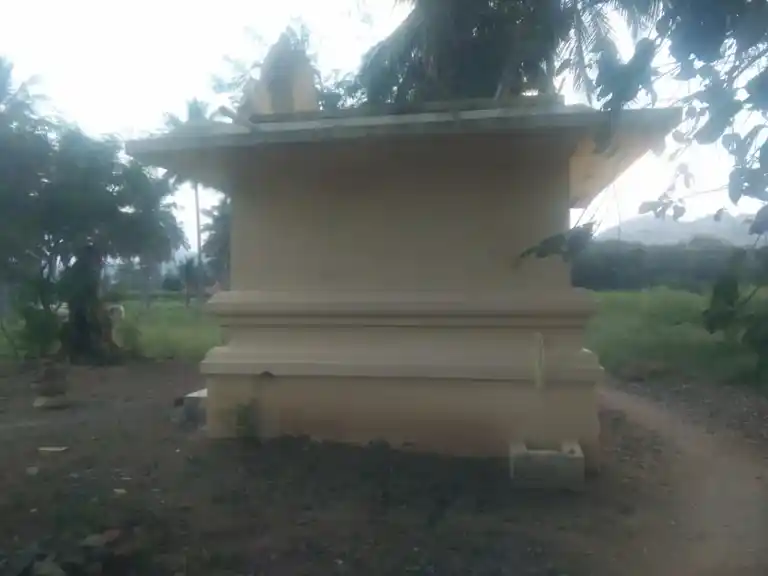 Arulmigu Pattalammn Temple, Periyapanamutlu - 635108 அருள்மிகு பட்டாளம்மன் திருக்கோயில், பெரியபனமுட்டுலு - 635108, Krishnagiri - Ancient Temple Architecture and History Image 3