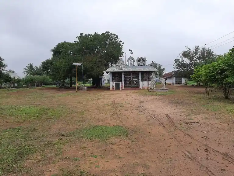 Arulmigu Pattalathu Amman Temple, Mela Ayyam Pettai - 620005 Temple