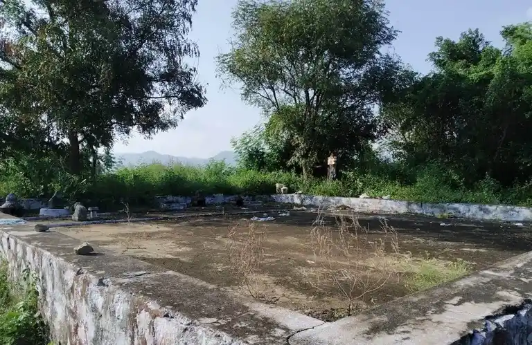 Arulmigu Pattappasamy Temple, Iluppili - 638501 அருள்மிகு பாட்டப்பன் திருக்கோயில், Iluppili - 638501, Erode - Ancient Temple Architecture and History Image 3