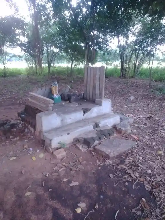 Arulmigu Pattasamy Temple, Poonchuthi - 625110 பட்டசாமி கோயில், Poonchuthi - 625110, Madurai - Ancient Temple Architecture and History Image 2