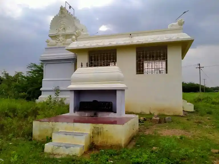 Arulmigu Pattathalachiyamman Temple, Sembiyanatham - 621311 அருள்மிகு பட்டத்தளச்சியம்மன் திருக்கோயில்,  - 621311, Karur - Ancient Temple Architecture and History Image 2