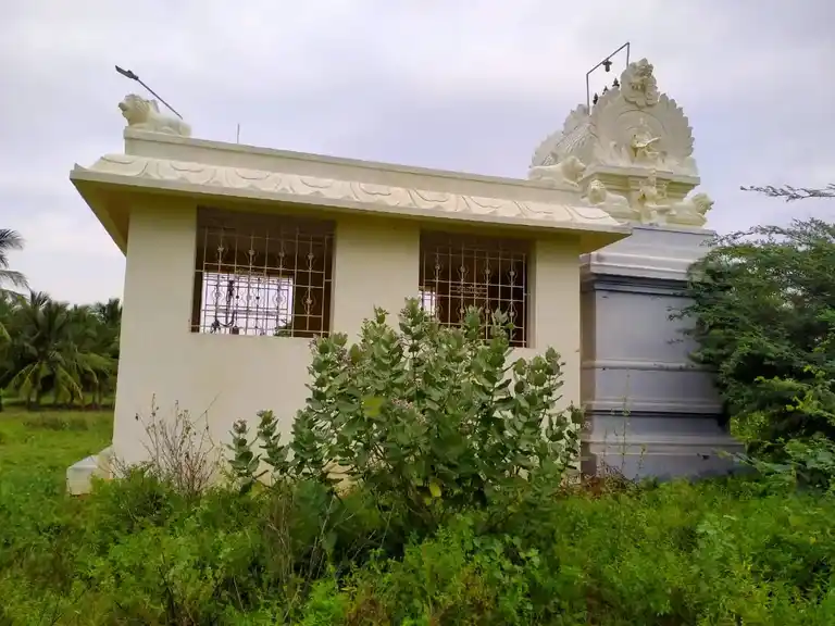 Arulmigu Pattathalachiyamman Temple, Sembiyanatham - 621311 அருள்மிகு பட்டத்தளச்சியம்மன் திருக்கோயில்,  - 621311, Karur - Ancient Temple Architecture and History Image 4