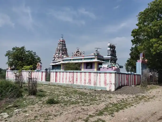Arulmigu Pattathalatchiamman Temple, Maravarperungudi, Maravarperungudi - 626118 அருள்மிகு பட்டத்தரசியம்மன் திருக்கோயில், மறவர்பெருங்குடி, மறவர்பெருங்குடி - 626118, Virudhunagar - Ancient Temple Architecture and History Image 7