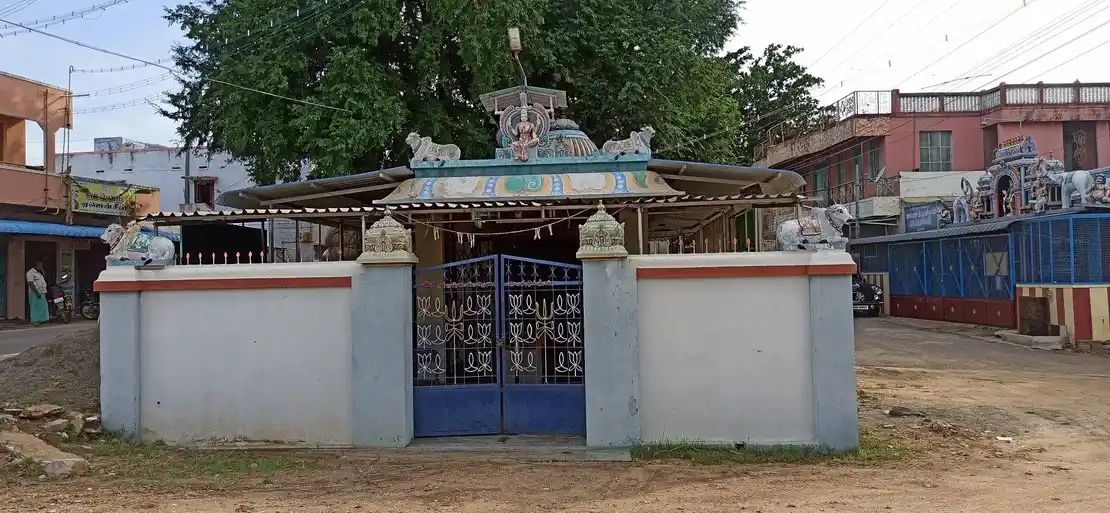 Arulmigu Pattatharaisiamman Temple, Moolanur - 638106 அருள்மிகு பட்டத்தரசியம்மன் திருக்கோயில், Moolanur - 638106, Tiruppur - Ancient Temple Architecture and History Image 4