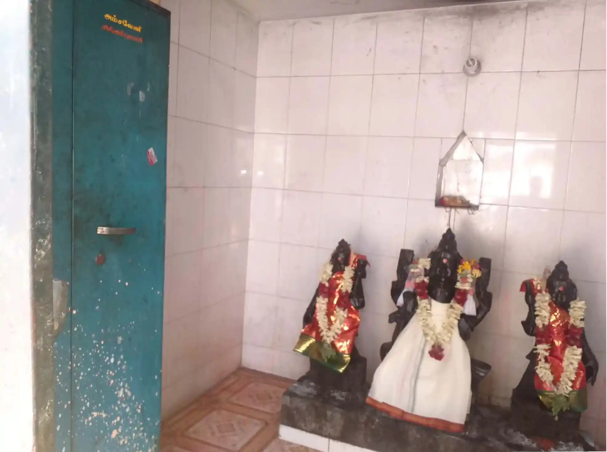 Arulmigu Pattatharasiyamman Temple, Singampunari - 630502 அருள்மிகு. பட்டத்தரசியம்மன் திருக்கோயில், Singampunari, Singampunari - 630502, Sivagangai - Ancient Temple Architecture and History Image 4
