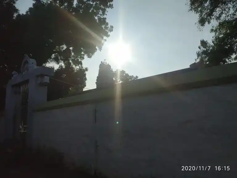 Arulmigu Pattatharasiyamman Temple, Vengaikurichi - 621306 Arulmigu Pattatharasiyamman Temple, Vengaikurichi - 621306, Thiruchirappalli - Ancient Temple Architecture and History Image 4