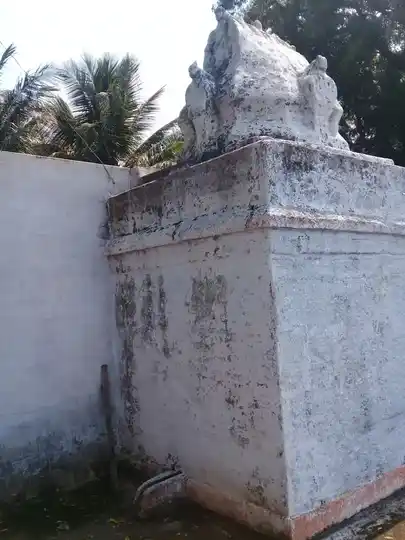 Arulmigu Pattatharsiamman Temple, Velayuthampalayam - 642110 அருள்மிகு பட்டத்தரசியம்மன் திருக்கோயில், Velayuthampalayam - 642110, Coimbatore - Ancient Temple Architecture and History Image 4