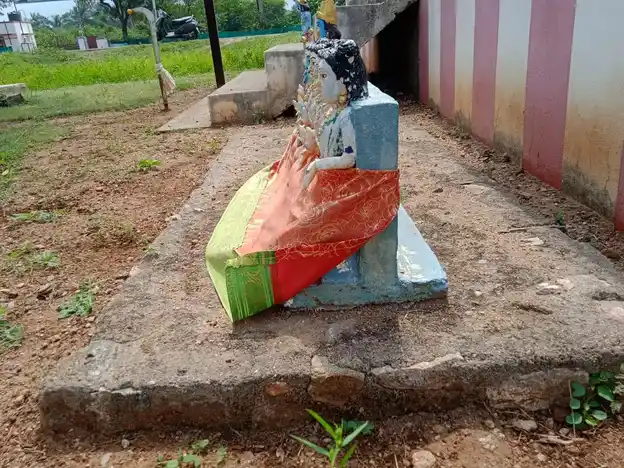 Arulmigu Pattathu Kannimaar Temple, Mallanampatty - 624202 அருள்மிகு பட்டத்து கன்னிமார் திருக்கோயில், Mallanampatty - 624202, Dindigul - Ancient Temple Architecture and History Image 2