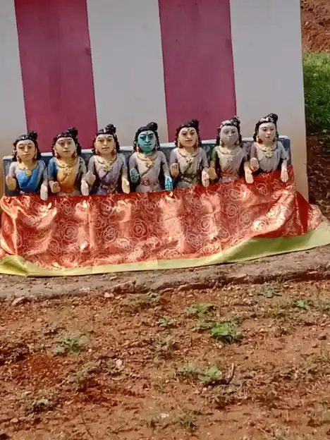 Arulmigu Pattathu Kannimaar Temple, Mallanampatty - 624202 அருள்மிகு பட்டத்து கன்னிமார் திருக்கோயில், Mallanampatty - 624202, Dindigul - Ancient Temple Architecture and History Image 3