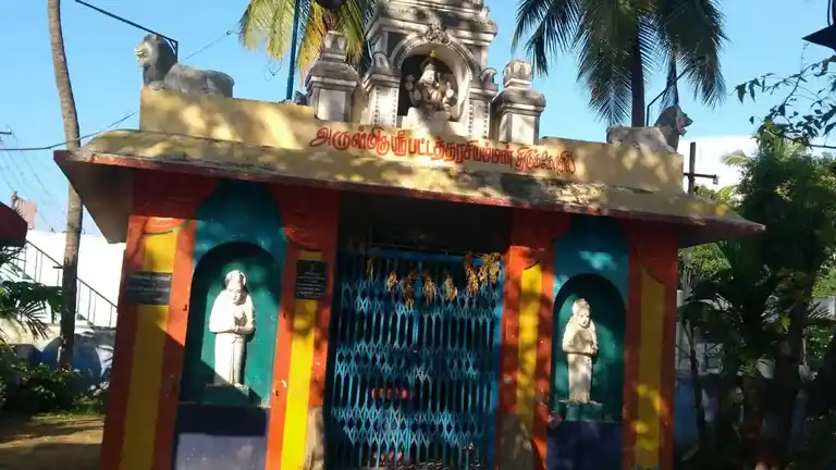 Arulmigu Pattathuarasiamman,Madurai Veeran Temple, Gandhipuram - 641301 அருள்மிகு பட்டத்தரசியம்மன் மதுரைவீரன் திருக்கோயில், Gandhipuram - 641301, Coimbatore - Ancient Temple Architecture and History Image 3