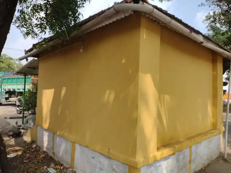 Arulmigu Pattathuarasiamman Temple, Rangasamuthuram - 642005 அருள்மிகு பட்டத்தரசியம்மன் திருக்கோயில், ரெங்கசமுத்துரம் - 642005, Coimbatore - Ancient Temple Architecture and History Image 4