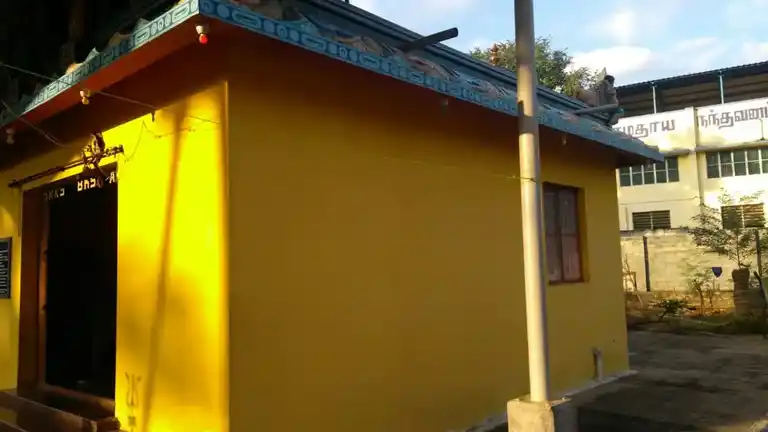 Arulmigu Pattathumariamman Temple, Sathyamoorthy Nagar, Sikkadasampalayam - 641301 அருள்மிகு பட்டத்து மாரியம்மன் திருக்கோயில், Sathyamoorthy Nagar, Sikkadasampalayam - 641301, Coimbatore - Ancient Temple Architecture and History Image 3