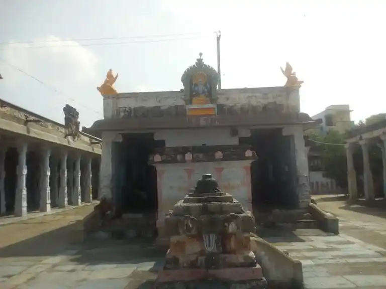 Arulmigu Pavalavannar And Pachaivannar Temple, Kancheepuram - 631502 அருள்மிகு பச்சை வண்ணர் மற்றும் பவள வண்ணர் சுவாமி திருக்கோயில், காஞ்சிபுரம் - 631502, Kancheepuram - Ancient Temple Architecture and History Image 4
