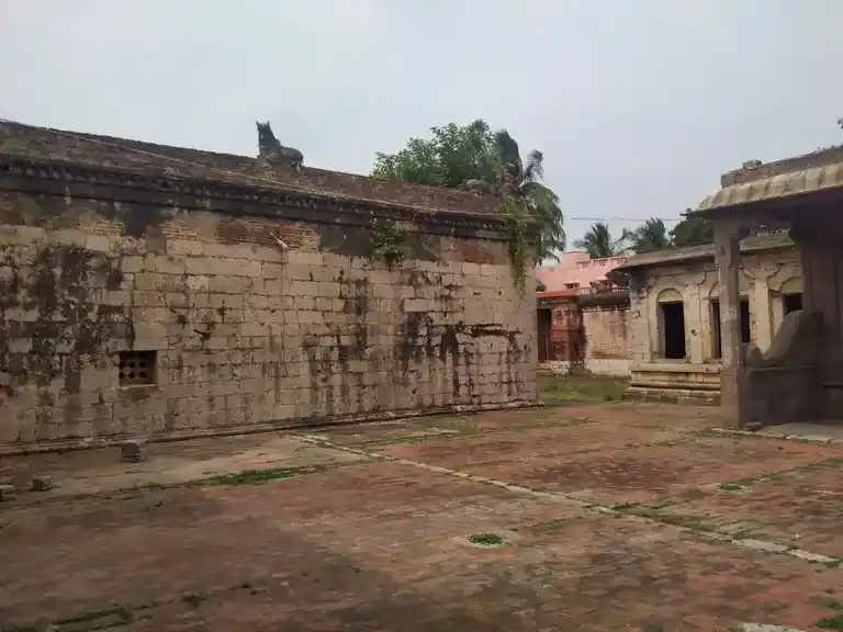 Arulmigu Payareneeswarar Temple, Udaiyarpalayam - 621804