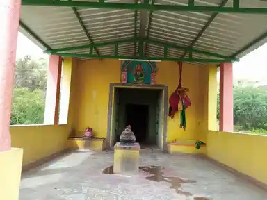 Arulmigu Pazavethamman Temple, Oogur - 606803