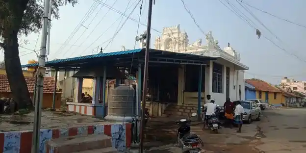 Arulmigu Pazhaiya Mariamman Temple, Venganaickenpalayam, Sankari - 637301 அருள்மிகு பழைய மாரியம்மன் திருக்கோயில், Venganaickenpalayam, Sankari - 637301, Salem - Ancient Temple Architecture and History Image 2
