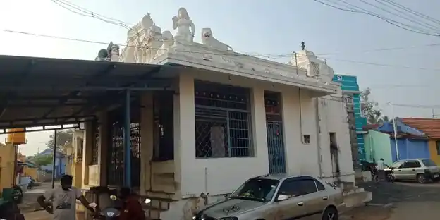 Arulmigu Pazhaiya Mariamman Temple, Venganaickenpalayam, Sankari - 637301 அருள்மிகு பழைய மாரியம்மன் திருக்கோயில், Venganaickenpalayam, Sankari - 637301, Salem - Ancient Temple Architecture and History Image 3