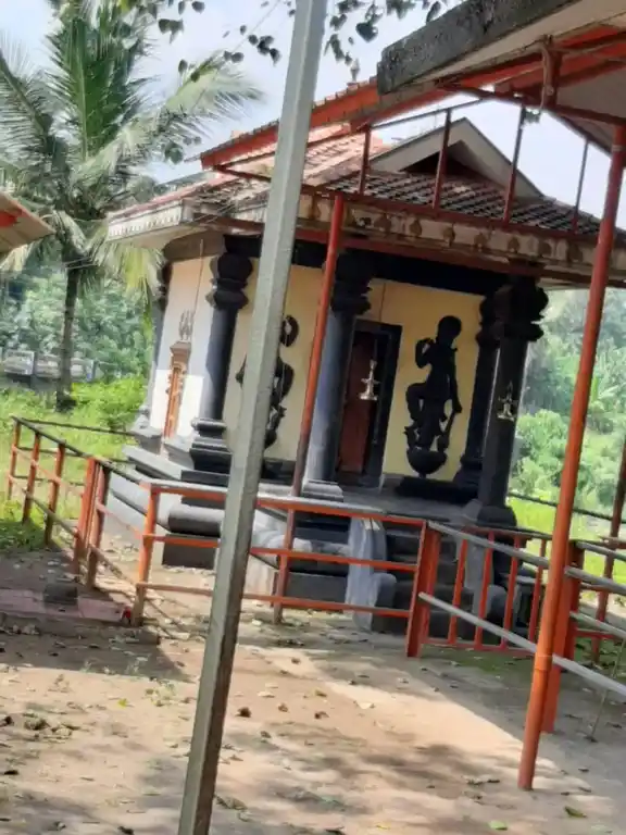 Arulmigu Pechiammantemple, Dam, Pechiparai - 629161 அருள்மிகு பேச்சியம்மன் திருக்கோயில், Dam, Pechiparai - 629161, Kanyakumari - Ancient Temple Architecture and History Image 5