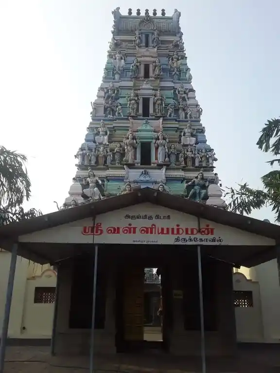 Arulmigu Pedari Amman Valliamman Temple, Vallipuram - 637003 அருள்மிகு பிடாரியம்மன், வள்ளியம்மன் திருக்கோயில், Vallipuram - 637003, Namakkal - Ancient Temple Architecture and History Image 2
