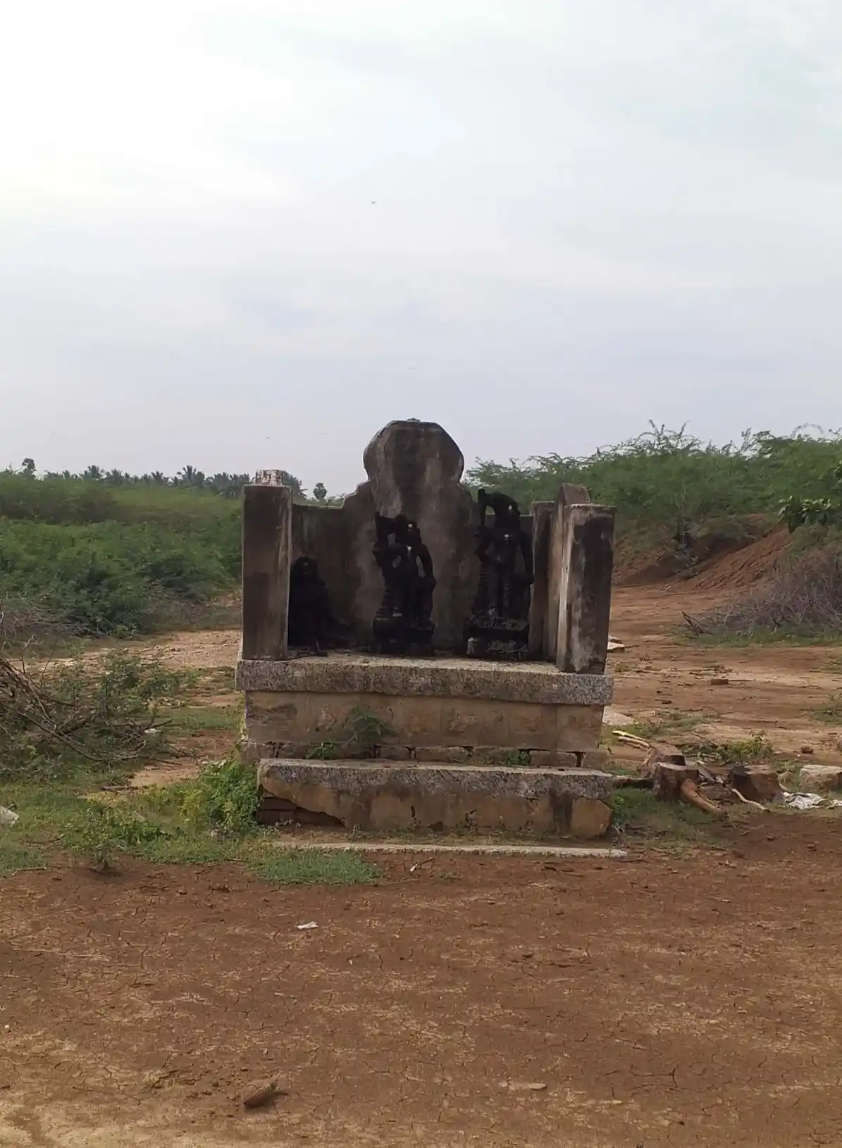 Arulmigu Peikula Karuppar Temple, Ponnadaipatti - 630410 அருள்மிகு. பேய்குல கருப்பர் திருக்கோயில், Ponnadaipatti - 630410, Sivagangai - Ancient Temple Architecture and History Image 2