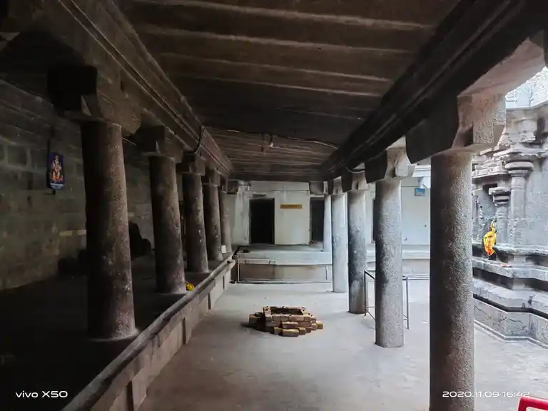 Arulmigu Penneswara Swamy Temple, Pennaswaramatam 2 - 635112 அருள்மிகு பெண்ணேஸ்வரசுவாமி திருக்கோயில், பெண்ணேஸ்வரமடம் - 635112, Krishnagiri - Ancient Temple Architecture and History Image 10