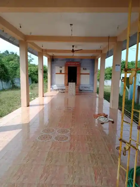 Arulmigu Peramanar Ayyanar Temple, Nadukkaveri - 613101 அருள்மிகு பெரமஅய்யனார் திருக்கோயில், Nadukkaveri - 613101, Thanjavur - Ancient Temple Architecture and History Image 2