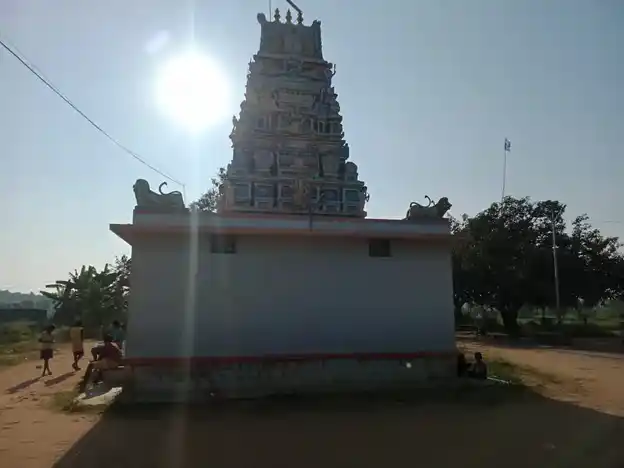 Arulmigu Periamariamman Temple, Aranganur - 636451 அருள்மிகு பெரிய மாரியம்மன் திருக்கோயில், Aranganur - 636451, Salem - Ancient Temple Architecture and History Image 4