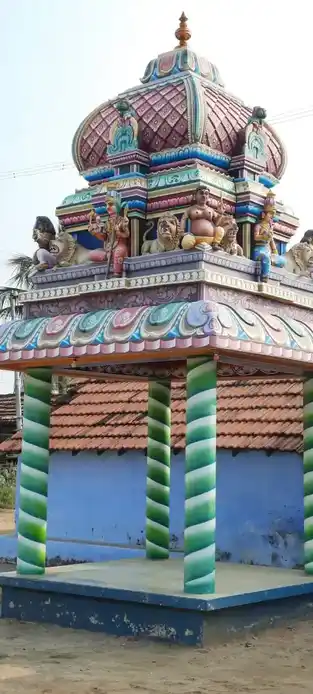 Arulmigu Periamariamman Temple, Mavureddipatty - 637212 அருள்மிகு பெரிய மாரியம்மன் திருக்கோயில், Mavureddipatty - 637212, Namakkal - Ancient Temple Architecture and History Image 3