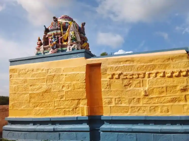 Arulmigu Periya Ayyanar And Azhagaperumal Temple, Nerinjikkudi - 622002 அருள்மிகு பெரிய அய்யனார் மற்றும் அழகர் பெருமாள் திருக்கோயில், Nerinjikkudi - 622002, Pudukkottai - Ancient Temple Architecture and History Image 3