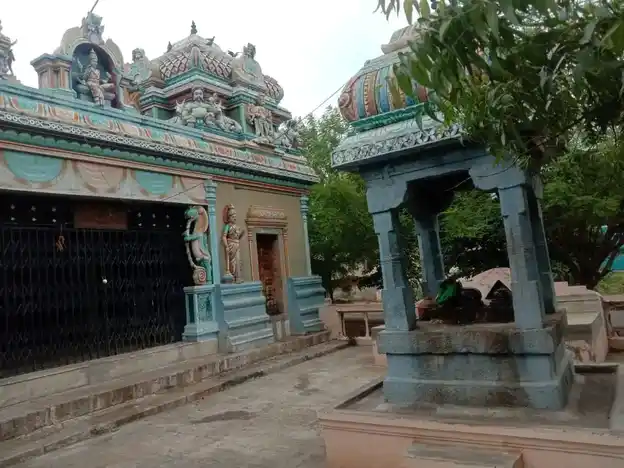 Arulmigu Periya Gurunathasamy Temple, Vadakari - 625706 Temple