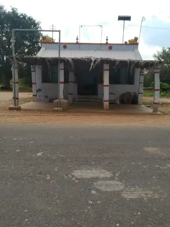 Arulmigu Periya Mariamman Temple, Porasalpatty - 637505 அருள்மிகு பெரியமாரியம்மன் திருக்கோயில், Porasalpatty - 637505, Namakkal - Ancient Temple Architecture and History Image 4