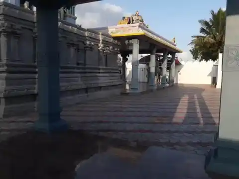 Arulmigu Periya Perumal Temple, Peruntholuvu, Peruntholavu - 641606 அருள்மிகு பெரிய பெருமாள் திருக்கோயில், Peruntholuvu - 641606, Tiruppur - Ancient Temple Architecture and History Image 5