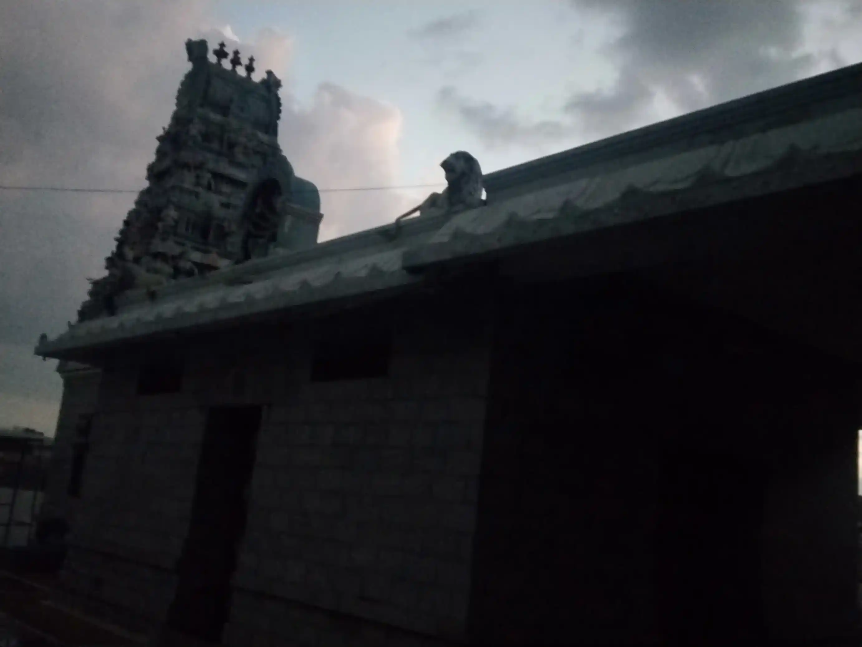 Arulmigu Periyakaliamman Temple, Periyaveerasangili - 638056 அருள்மிகு பெரியகாளியம்மன் திருக்கோயில், பெரியவீரசங்கிலி - 638056, Erode - Ancient Temple Architecture and History Image 4