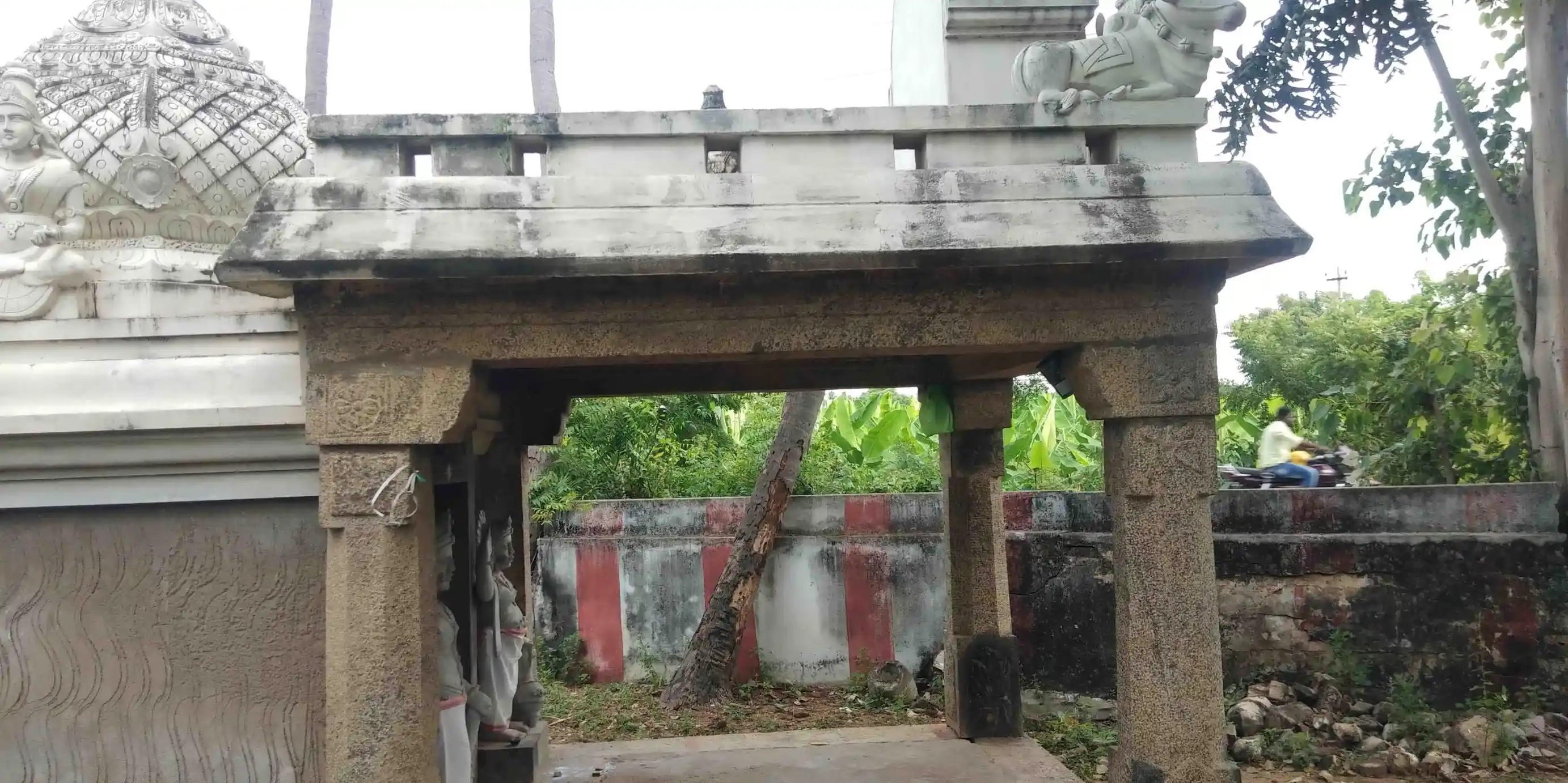 Arulmigu Periyakandiyamman Temple, Ramanatha Nallur, Ramanatha Nallur - 620006 அருள்மிகு பெரியகாண்டியம்மன் திருக்கோயில், Ramanatha Nallur, Ramanatha Nallur - 620006, Thiruchirappalli - Ancient Temple Architecture and History Image 5