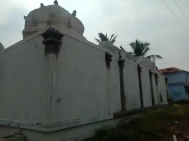 Arulmigu Periyakulam Kannimaar Temple, Ulliakottai - 624703 அருள்மிகு பெருயகுளம் கன்னிமார் திருக்கோயில், Ulliakottai - 624703, Dindigul - Ancient Temple Architecture and History Image 6
